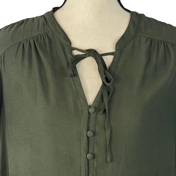 And Now This Large Top Button-Up Keyhole V-Neck Long Sleeve Hi-Low Pleated Green - Picture 2 of 10